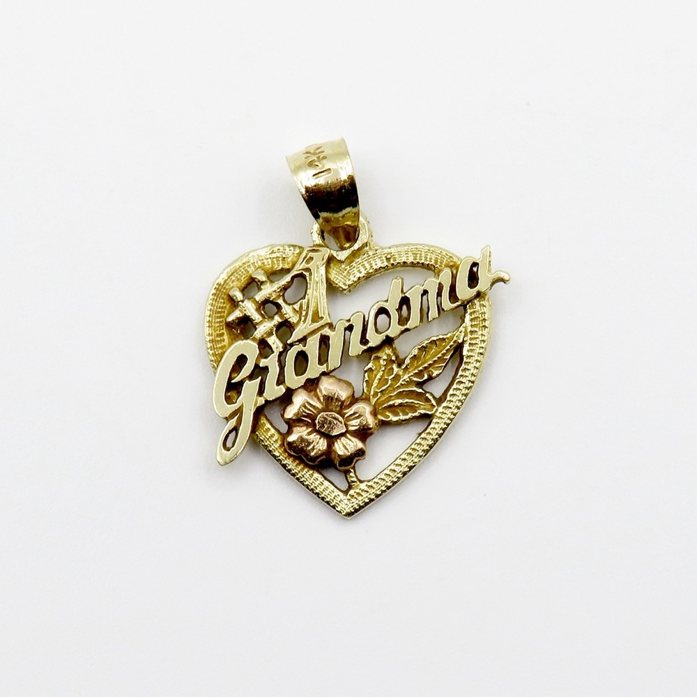 14k Solid Gold #1 Grandma Heart Pendant 1.5cm 1.3g